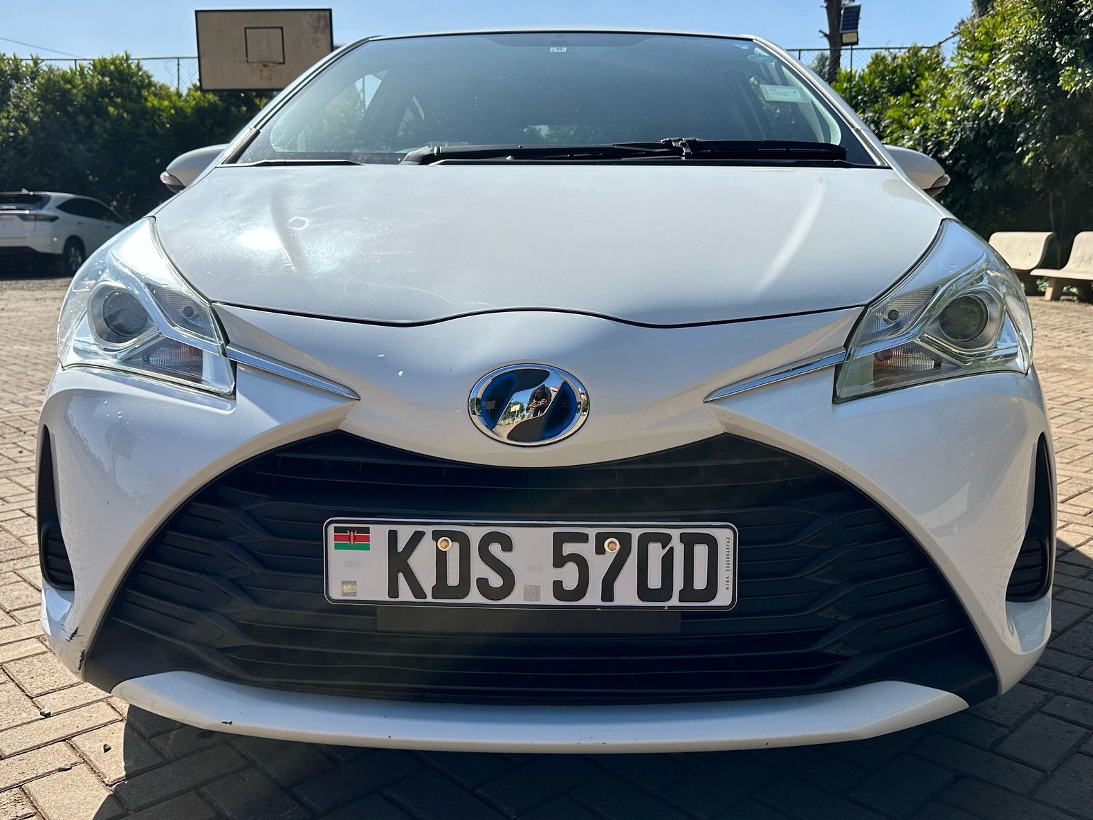 Toyota Vitz Hybrid