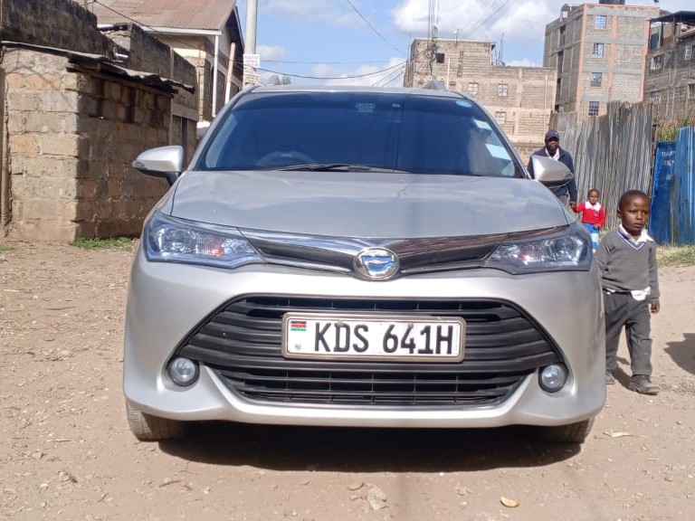 Toyota Fielder Hybrid