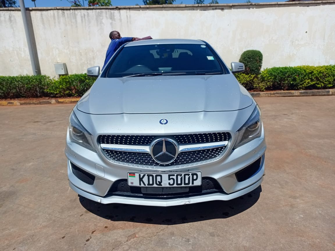 Mercedes Benz C200