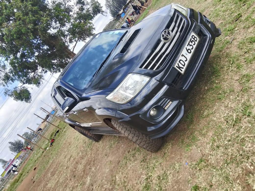 Toyota Hilux Double Cabin