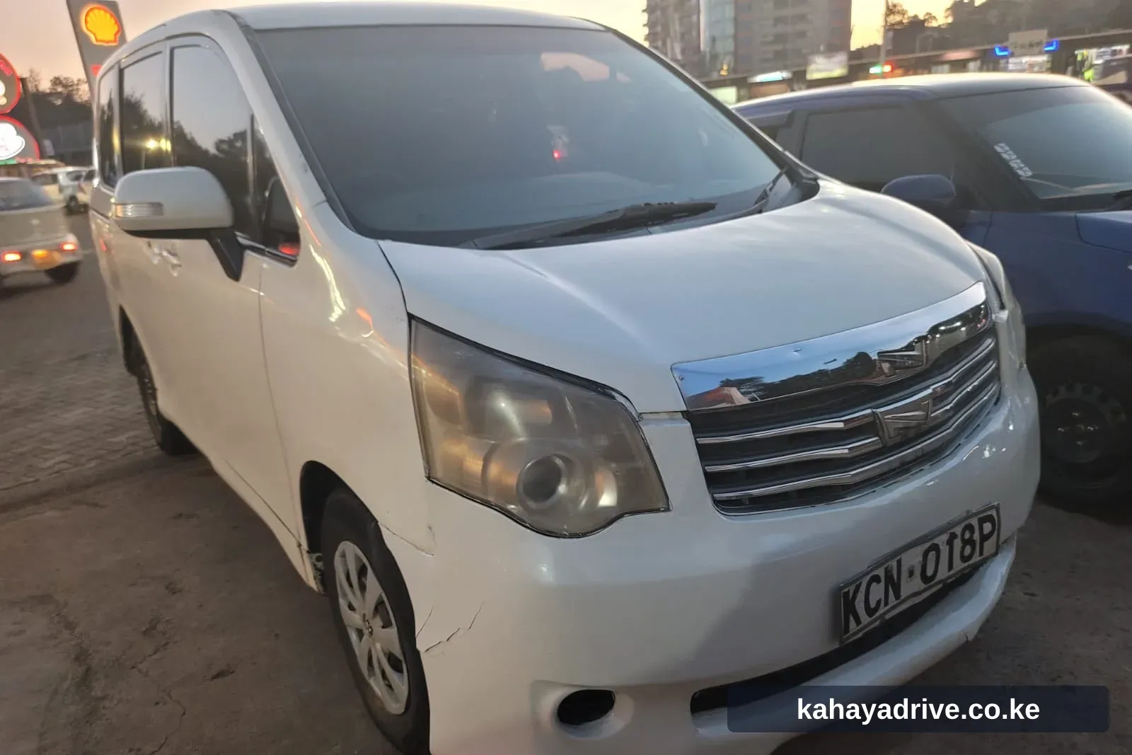 Toyota Noah